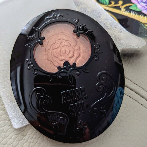 Anna Sui Face Color Accent , Blush , Bronzer - Picture 2 of 6